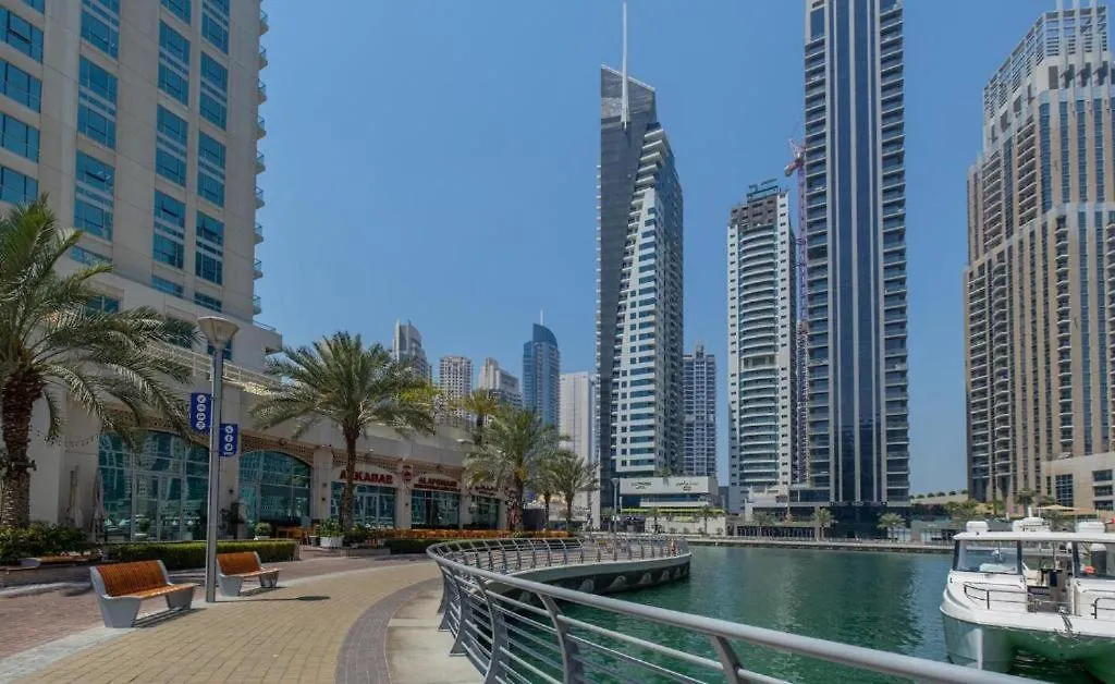 דובאי 2 Bedroom Beach-Front Flat In Marina