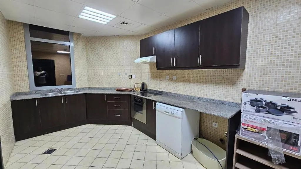 2 Bedroom Beach-Front Flat In Marina Dubai