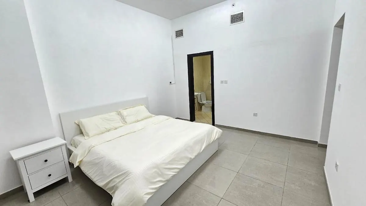 2 Bedroom Beach-Front Flat In Marina Dubai Apartment